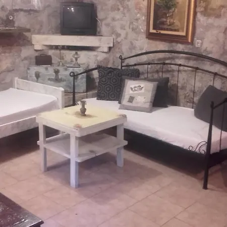 In With Air Conditioning, Wifi Sutomiscica