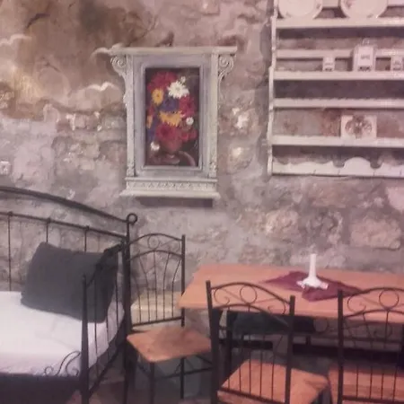 Appartement In With Air Conditioning, Wifi