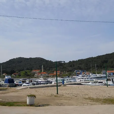 Appartement In With Air Conditioning, Wifi Sutomiscica