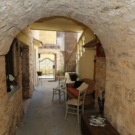 In With Air Conditioning, Wifi Appartement *